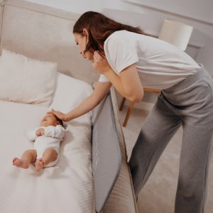 Barrière de sécurité lora - beige 105 cm Lionelo