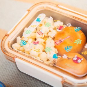Lunch box enfant avec jeu cherche et trouve jack Lilliputiens