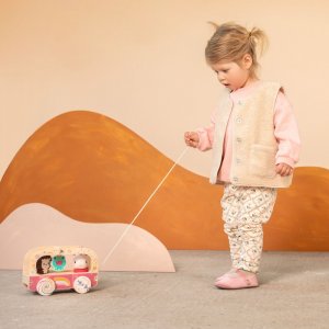 Jouet en bois à tirer bus magique lena la licorne Lilliputiens