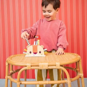 Jouet pop up en bois jack le lion Lilliputiens