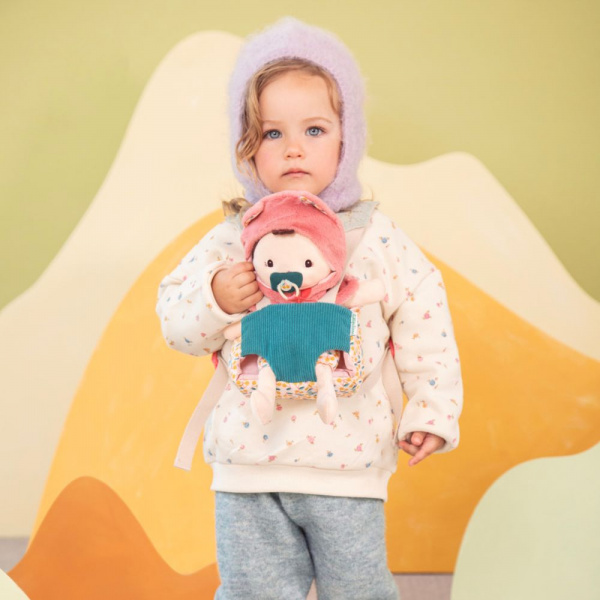 Poupée jeanne et son porte bébé Lilliputiens