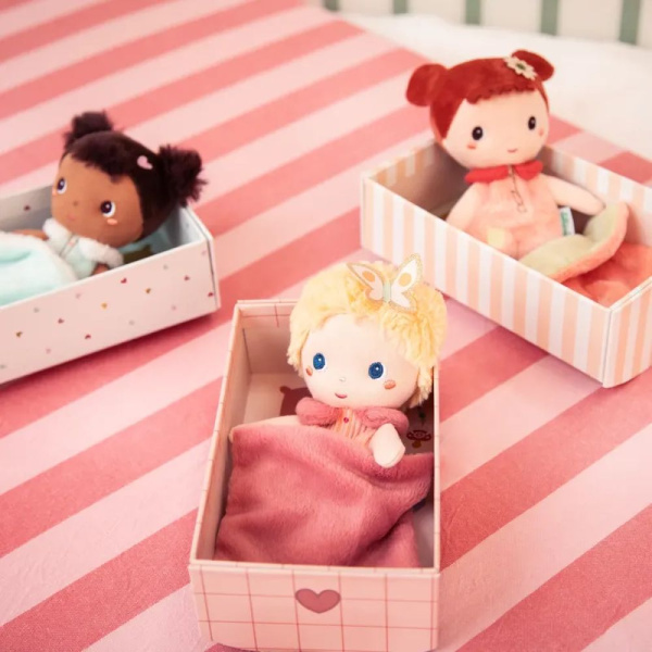Petite poupée en tissu 18cm jil Lilliputiens