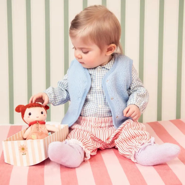 Petite poupée en tissu 18cm jil Lilliputiens