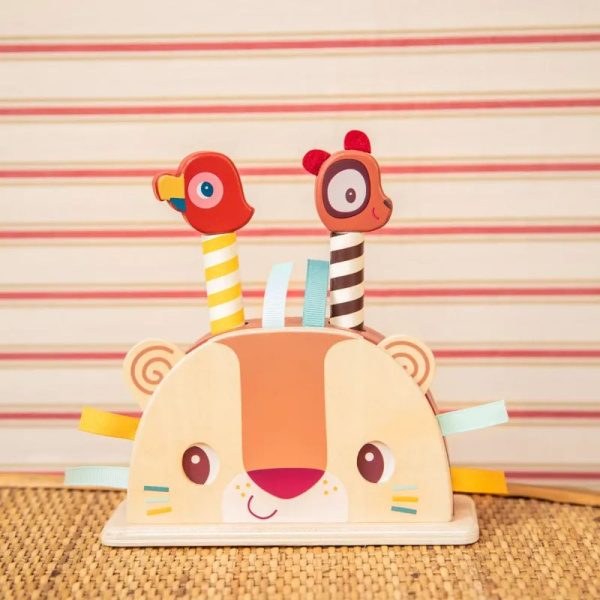 Jouet pop up en bois jack le lion Lilliputiens