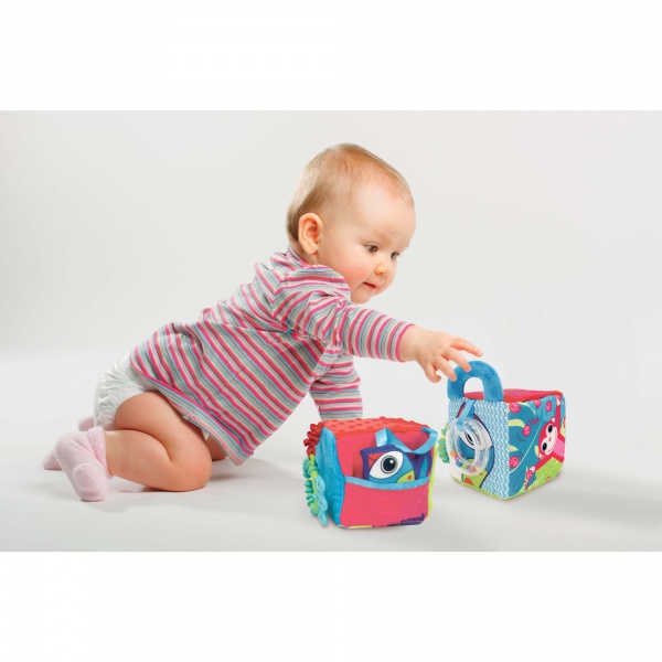 Cube d'éveil en tissu Ludi jouets