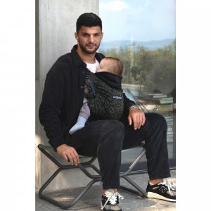 Porte bébé hoodiecarrier 2 wild camo Love radius