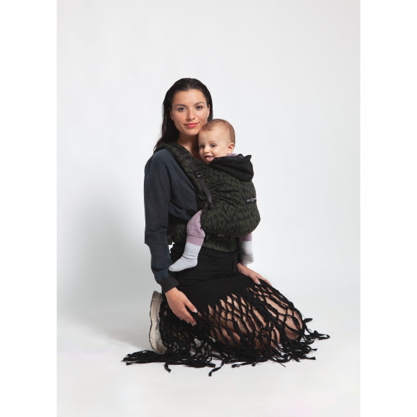 Porte bébé hoodiecarrier 2 wild camo Love radius