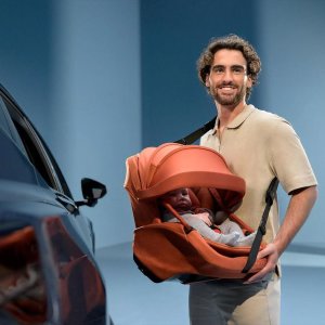 Siège auto coral slide pro oak truffle avec base Maxi-cosi