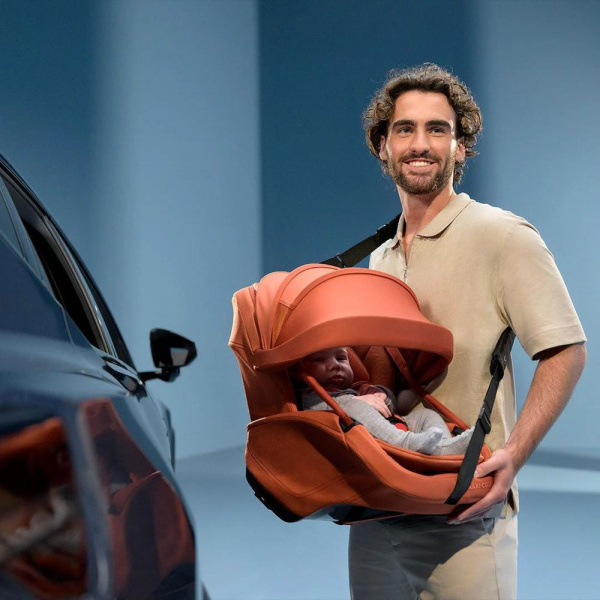 Siège auto coral slide pro oak truffle avec base Maxi-cosi
