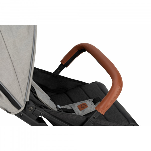 Poussette estelle gris Momi
