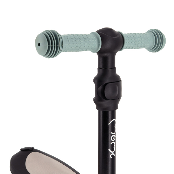 Trottinette évolutive débé vert Momi