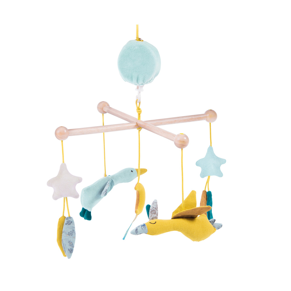 Mobile Bebe Musical Le Voyage D Olga De Moulin Roty Sur Allobebe