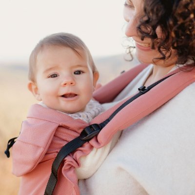 Porte bébé néo préformé acajou
