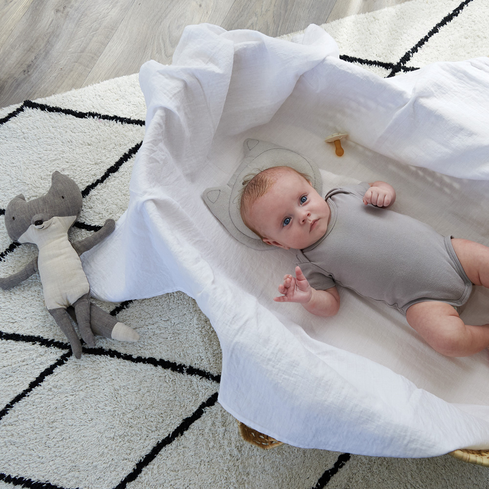 Cale Tete Bebe Ptit Loup De Tineo Sur Allobebe Cale Tete Bebe Ptit Loup De Tineo Sur Allobebe