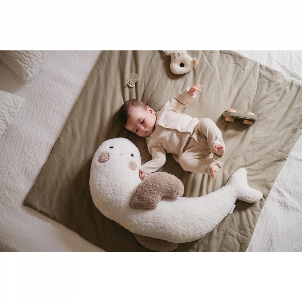 Coussin d'allaitement phoque en bouclette Tineo