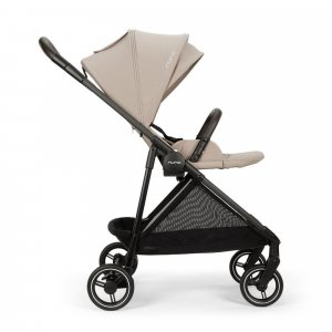 Poussette trio ixxa next + siège auto pipa next + nacelle lytl chateau Nuna