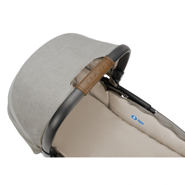 Nacelle bébé demi grow frost Nuna