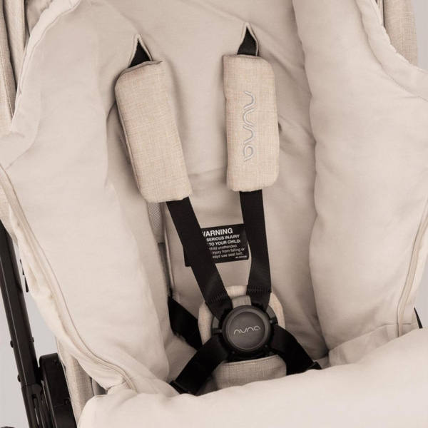 Chancelière et moufles pour poussette biscotti Nuna