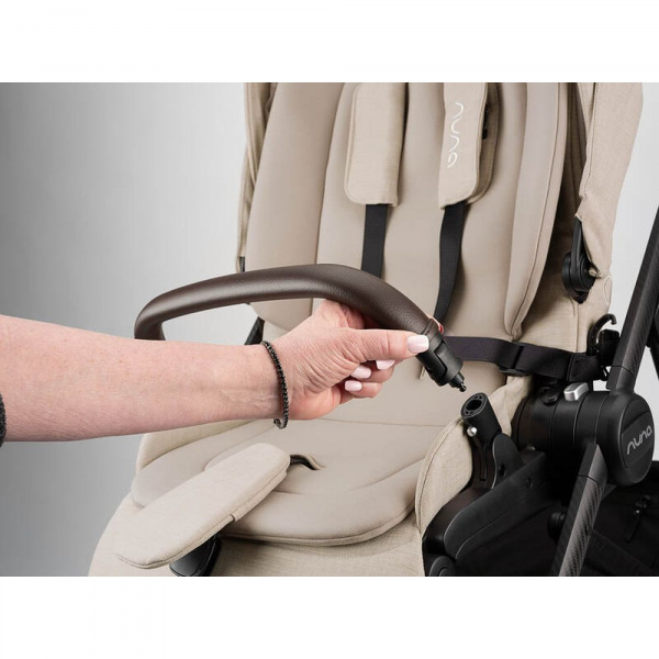 Poussette swiv biscotti Nuna