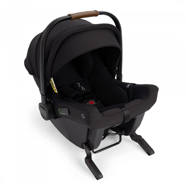 Poussette duo trvl lx + siège auto pipa urbn caviar Nuna