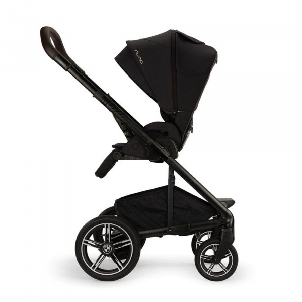 Poussette trio mixx next + siège auto pipa next + nacelle mixx caviar Nuna