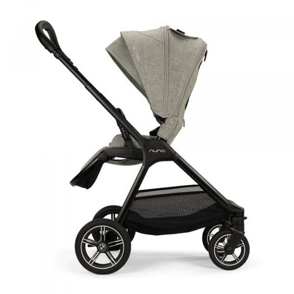 Poussette trio triv next + siège auto pipa next + nacelle lytl cedar Nuna