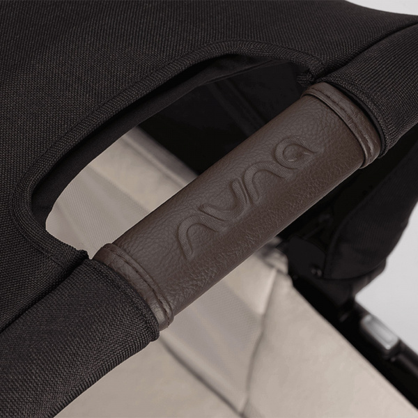 Poussette trio ixxa next calla + siège auto arra flex caviar + nacelle lytl caviar Nuna