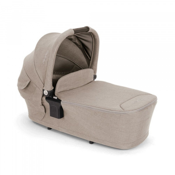 Poussette trio triv lx + siège auto pipa urbn + nacelle lytl chateau Nuna