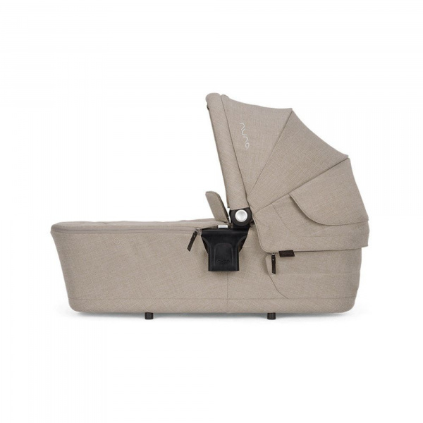 Poussette trio triv next + siège auto arra flex + nacelle lytl chateau Nuna