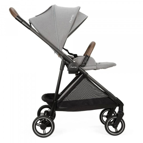 Poussette trio ixxa next + siège auto arra flex caviar + nacelle lytl seasalt Nuna