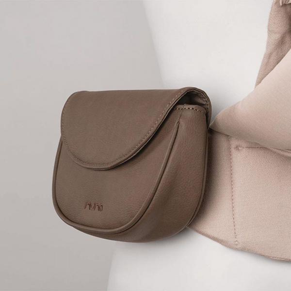 Porte bébé cudl luxe pearl Nuna