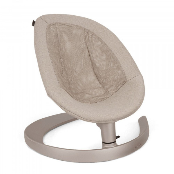 Transat leaf grow avec arche de jeux chateau Nuna