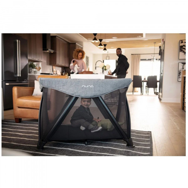 Lit de voyage parapluie sena aire caviar Nuna