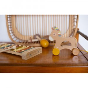 Cheval à tirer en bois fsc Trois kilos sept