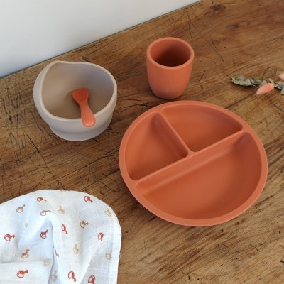 Coffret repas bébé 4 pièces silicone terre de sienne & sable