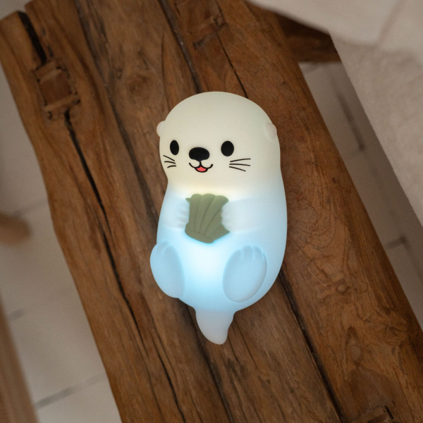 Veilleuse bébé silicone loutre 17 cm Trois kilos sept