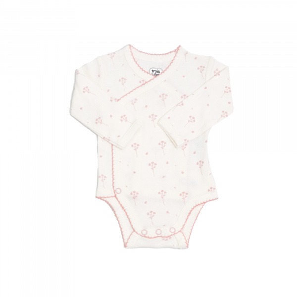 Ensemble naissance 6 pièces 1 mois Trois kilos sept