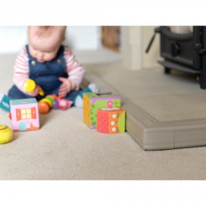 Kit protection cheminée mousse antichoc et coins gris clair Prince lionheart