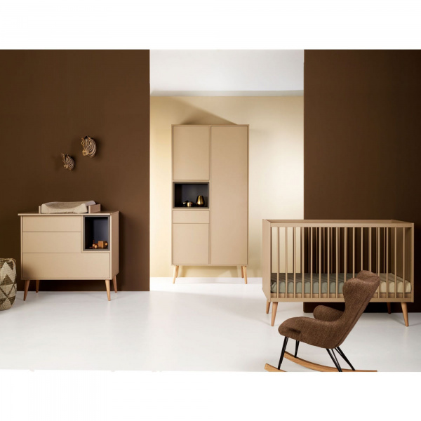 Chambre trio lit bébé 60x120 cm + armoire + commode avec plan à langer cocoon latte Quax