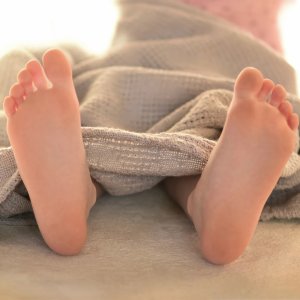 Couverture bébé tricot 80x80 cm gris argenté Roba