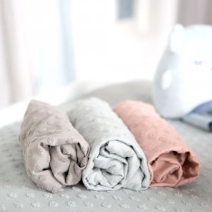 Housse matelas à langer 75 x 85 cm rose/mauve Roba