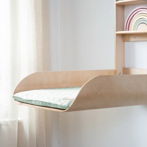 Plan à langer mural avec matelas Roba