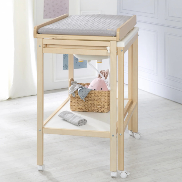 Table à langer avec baignoire baby pool et matelas à langer gris Roba
