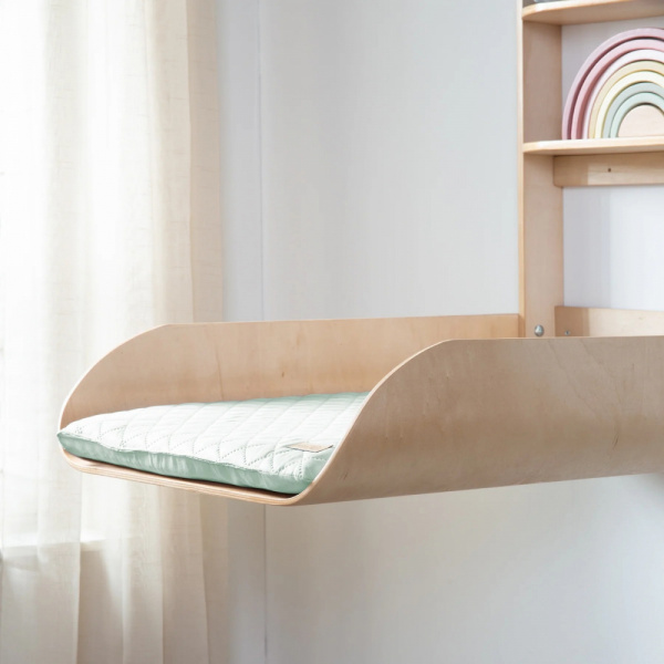 Table à langer murale avec matelas à langer frosty green Roba