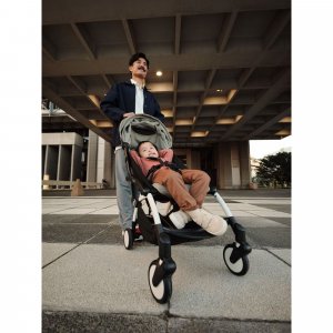 Poussette complète yoyo 3 châssis blanc pack 0+ et 6+ noir Stokke