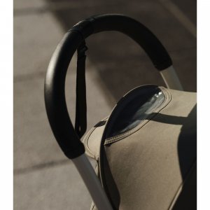Poussette complète yoyo 3 châssis noir pack 0+ et 6+ bleu air france Stokke