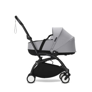 Poussette trio yoyo 3 pack 6+ + siège auto cloud t plus black + nacelle yoyo - châssis blanc - stone Stokke