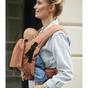 Porte bébé limas plus terracotta Stokke