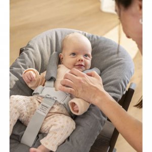 Pack chaise haute tripp trapp avec son newborn set et son baby set black Stokke
