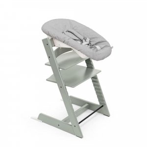 Pack chaise haute tripp trapp avec son newborn set et son baby set glacier green Stokke